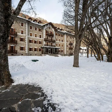 In The Historic Building, Con Aria Condizionata Apartman *