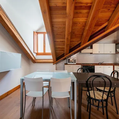 In The Historic Building, Con Aria Condizionata