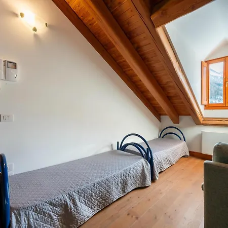 Apartman In The Historic Building, Con Aria Condizionata *