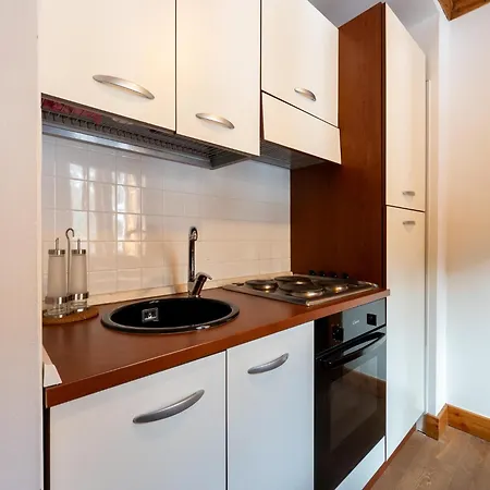 In The Historic Building, Con Aria Condizionata Apartman