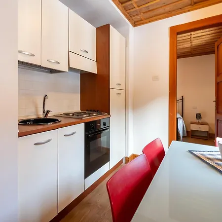 In The Historic Building, Con Aria Condizionata Apartman