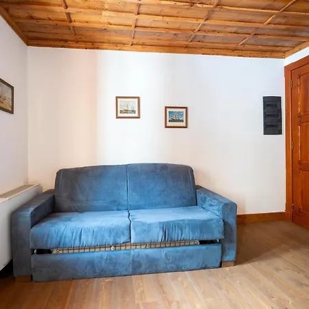 In The Historic Building, Con Aria Condizionata Apartman Ceresole Reale