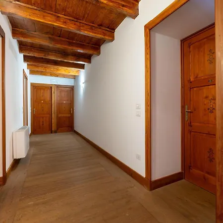 In The Historic Building, Con Aria Condizionata Apartman