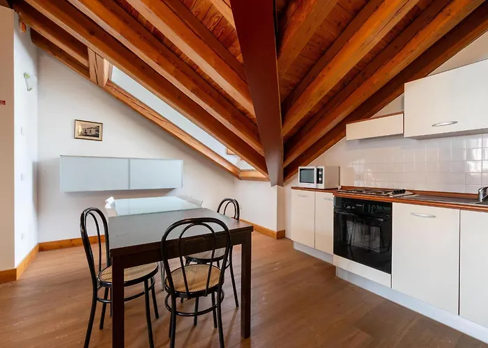 Apartamento In The Historic Building, Con Aria Condizionata *