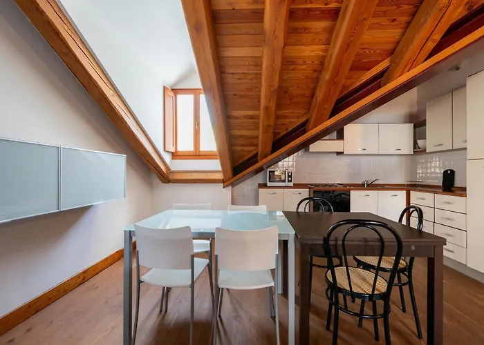 In The Historic Building, Con Aria Condizionata