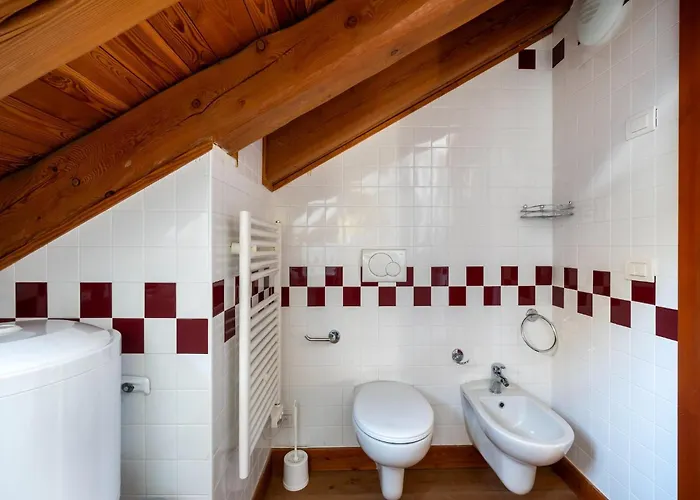 Apartment In The Historic Building, Con Aria Condizionata Ceresole Reale